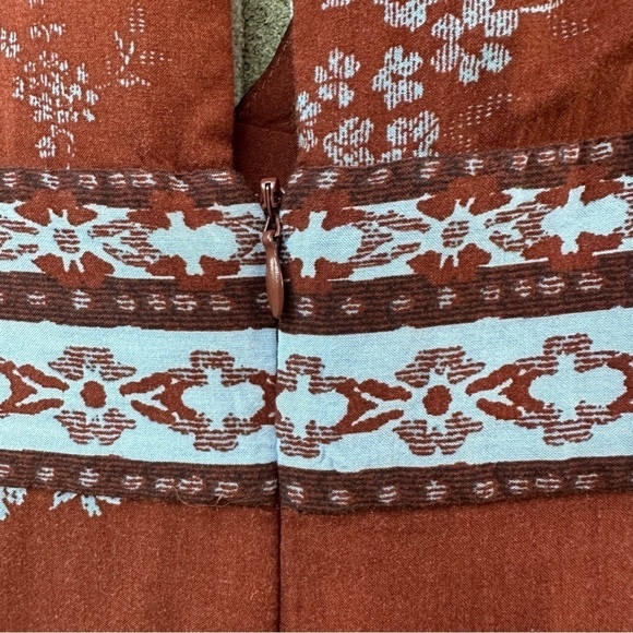 Urban Outfitters Ecote Paisley Plunge Front Romper - Picture 7 of 12